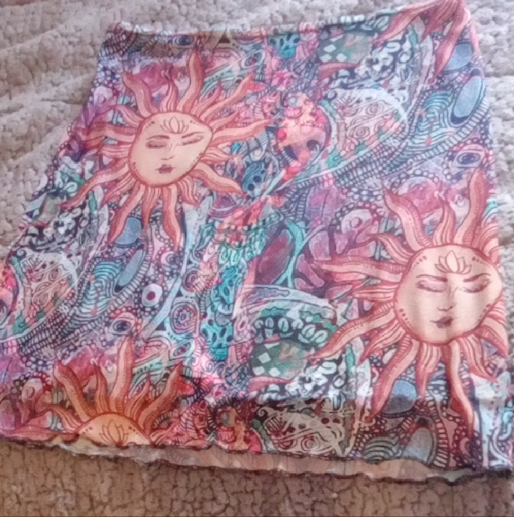 Wet Seal Vibrant Sun and Swirl Mini Skirt
